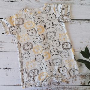 Enterito Corto León